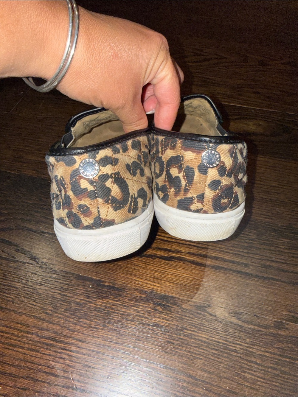 Steve Madden leopard slip on shoe size 7 - Picture 3 of 5